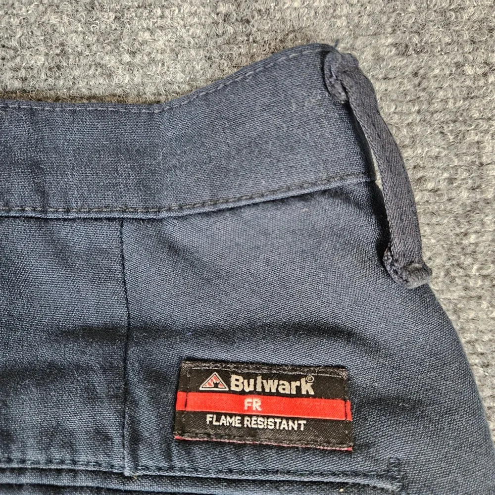 Bulwark FR Flame Resistant Nomex Work Pants Navy Blue Mens 38x30  NFPA 2112